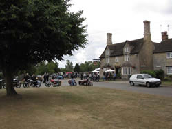 The Pub At Evenly