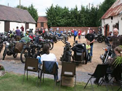 The splendid setting of Brian and Linda’s house for the lunch stop.