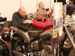 Glen Hughes, on the left, chatting to Robert Thomas